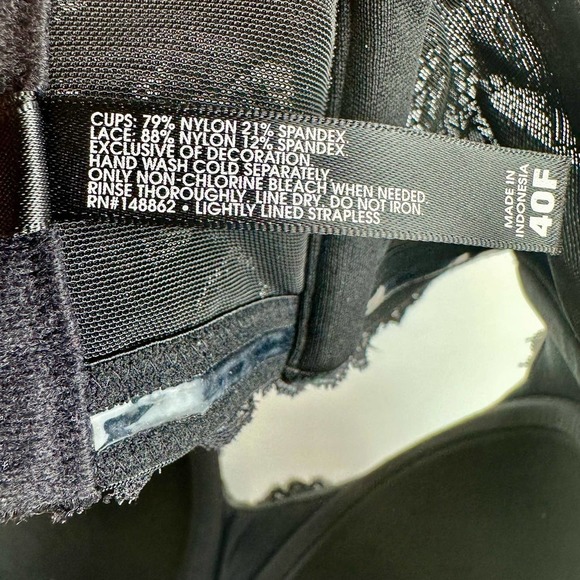 Torrid Curve Strapless Bra Plus‎ sz. 40 F Black Lightly Lined Smooth - Picture 6 of 9